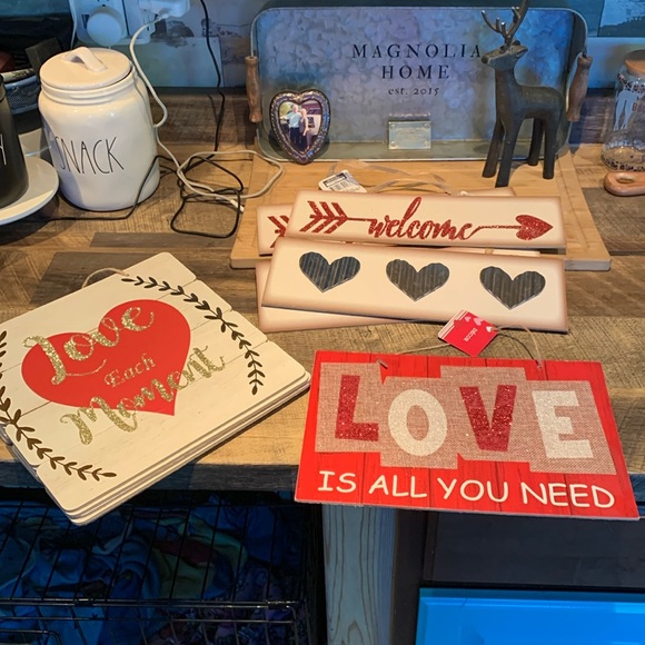 Love ❤️ bundle for use as is or repurpose for crafting - Picture 1 of 4